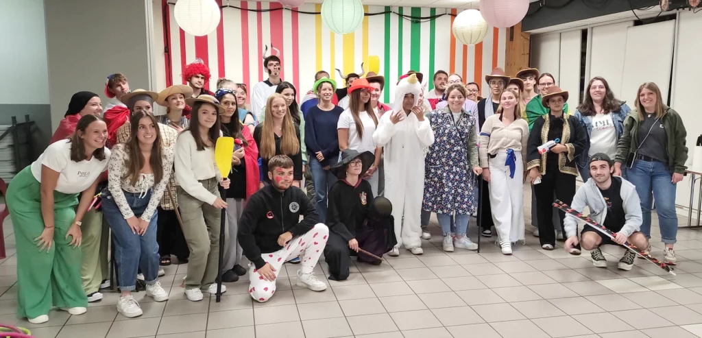 Toute l'équipe d'animateurs au centre social l'Essentiel d'Halluin