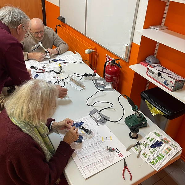 Un espace labo numérique pour tous au centre social l'Essentiel